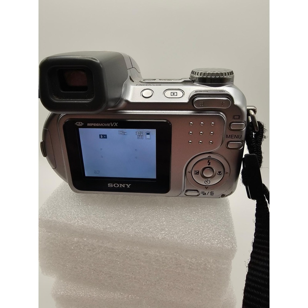 Sony Cyber-shot DSC-H2 6.0MP Digital Camera 12x Optical Zoom Carl Zeiss Silver